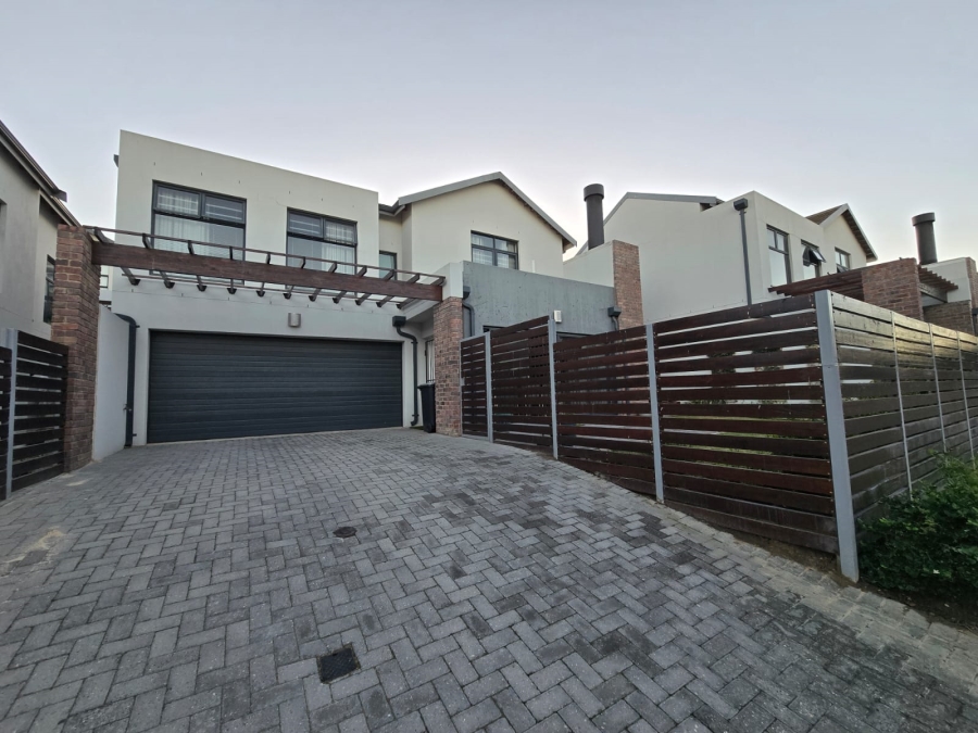 3 Bedroom Property for Sale in Langeberg Ridge Western Cape